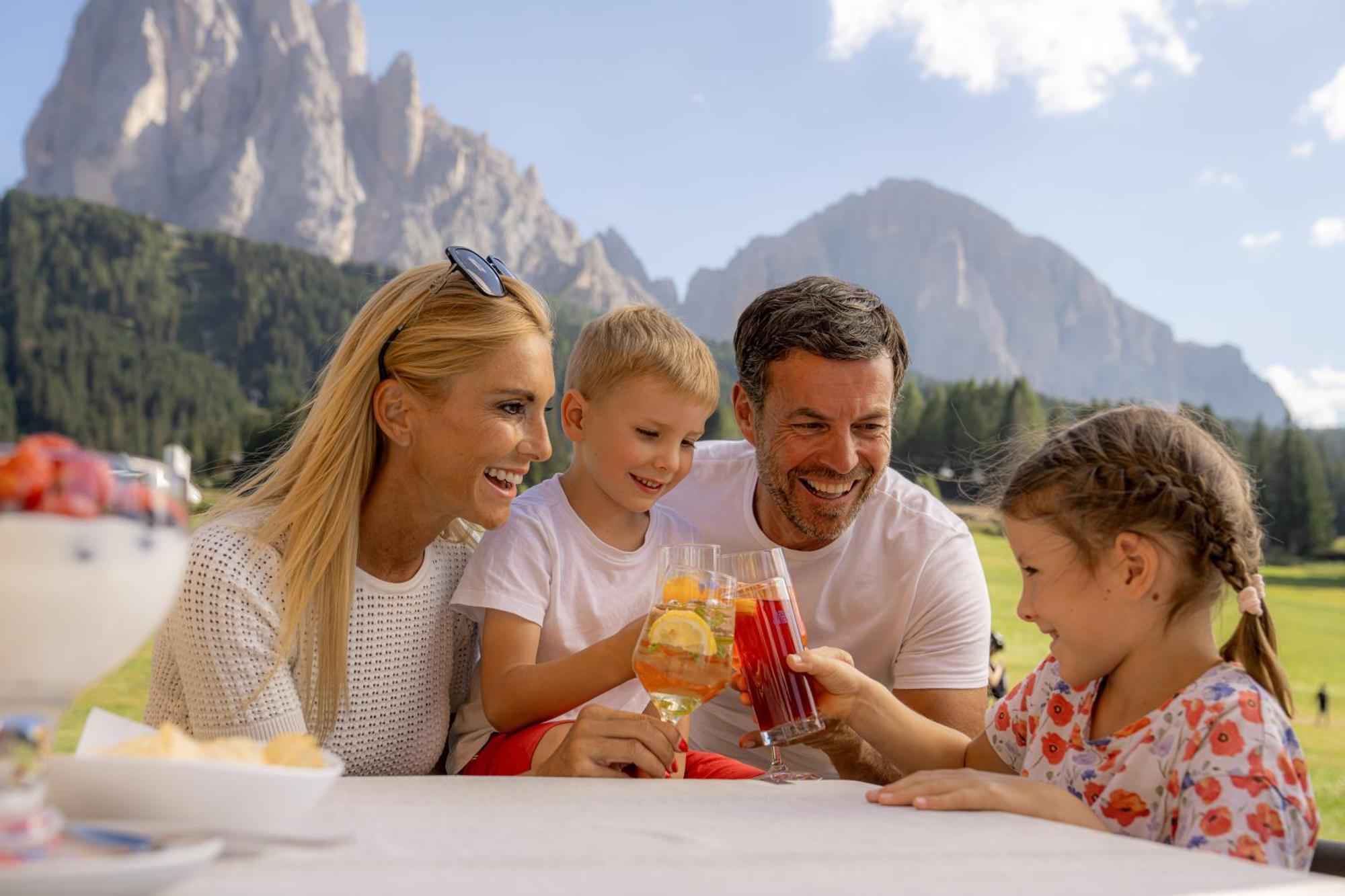 Monte Pana Dolomites Hotel Santa Cristina Val Gardena Exterior foto